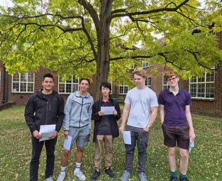 Left to right glyn students amri r freddie yi hin w james d and george p celebrating their gcse results 1